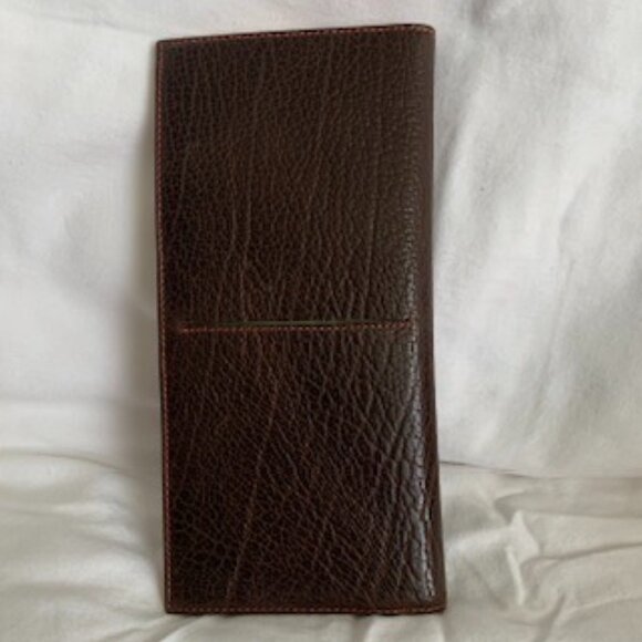 TUSK Travel Wallet - Dark Brown Pebbled Leather - Picture 3 of 3